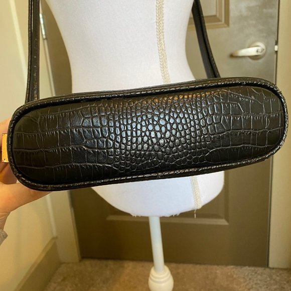 SAMOE | Black Crossbody Alligator Leather Pattern - Picture 8 of 9